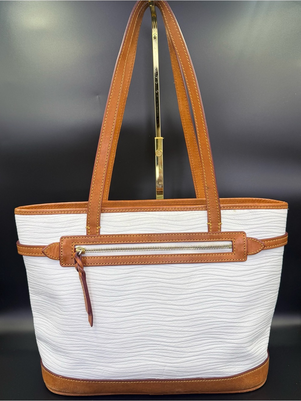Dooney & Rourke white and Brown Wavy Textured Logo Lock Shoulder Bag Purse Tote - Picture 3 of 9